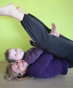 De Wiebelbeentjes activiteiten voor kleuters peuter dans turn motoriek denken voelen bewegen workshop marijke